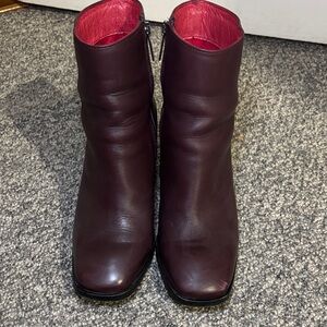 Elegant Maroon Ankle Boots
